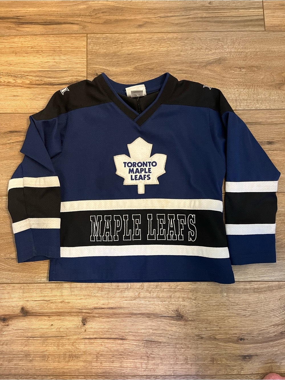 Toronto Maple Leafs Kids Blue Hockey Jersey - Maple Leafs